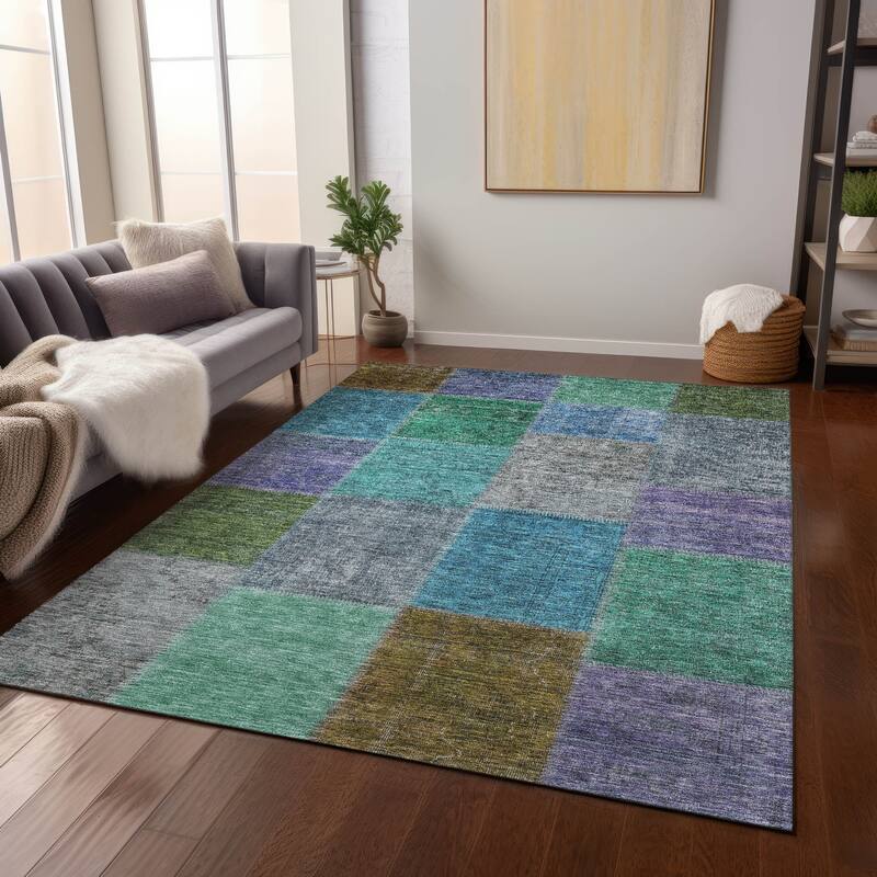 Machine Washable Indoor/ Outdoor Chantille Vintage Oriental Rug - Green - 2'6" x 3'10"