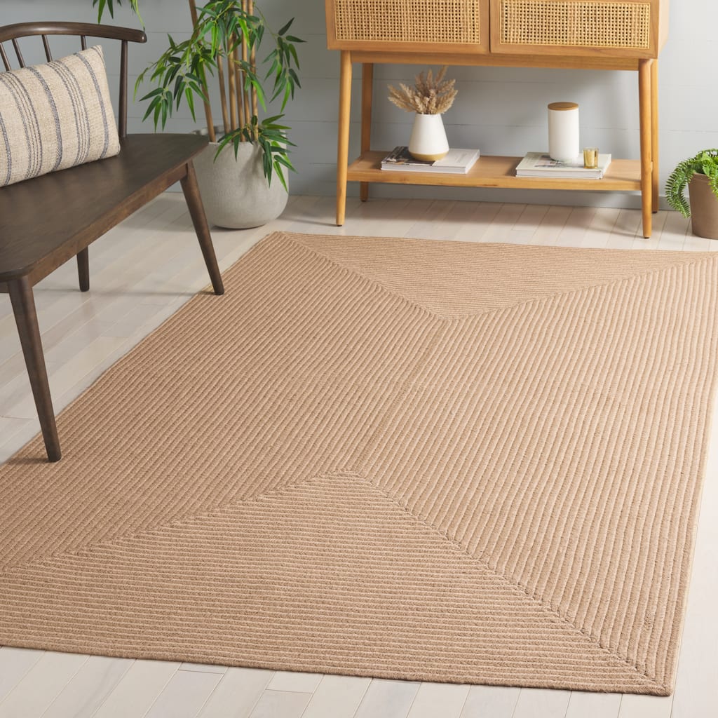 SAFAVIEH Handmade Braided Florika Jute Reversible Rug