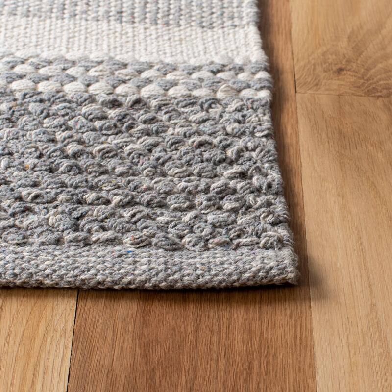 SAFAVIEH Handmade Striped Kilim Trish Modern Cotton Rug