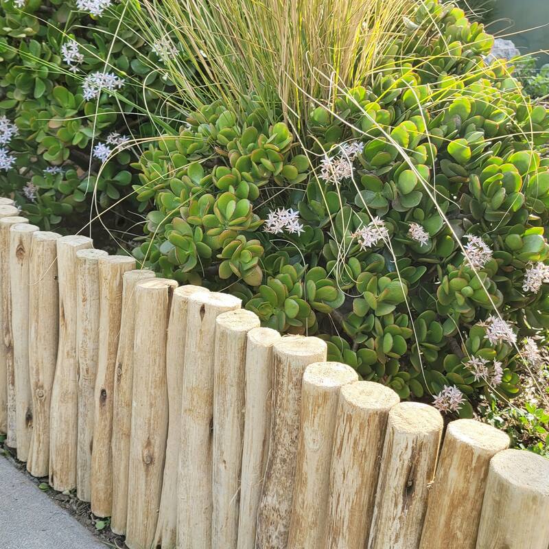 Natural Eucalyptus Garden Borders Lawn and Garden Edging Solid Wood