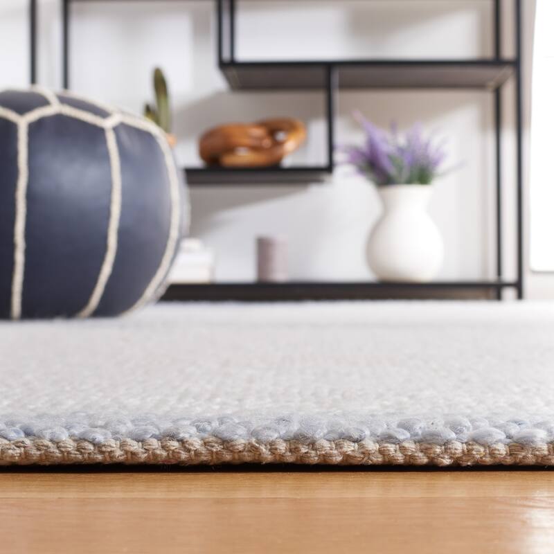 SAFAVIEH Handmade Natura Vroni Transitional Wool Rug