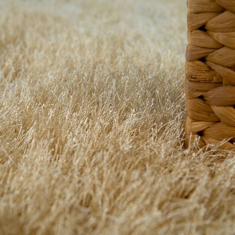 Soft Shag Rug For Bedroom & Living-Room Glossy Yarn