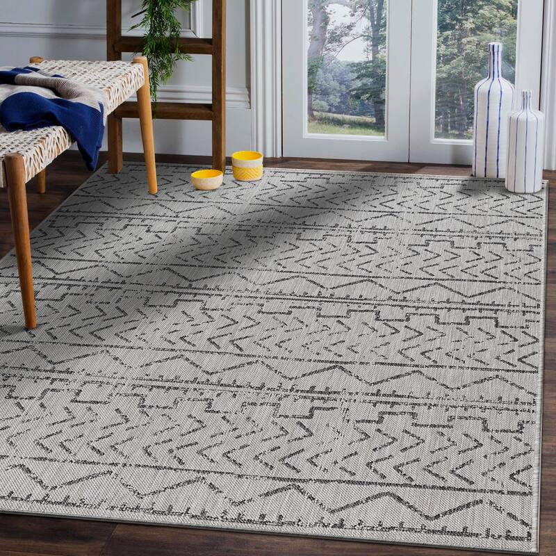 Beverly Rug Dark Grey Trellis Indoor Outdoor Rug, Outside Carpet for Patio, Deck, Porch - 8X10 - Dark Grey / Light Grey