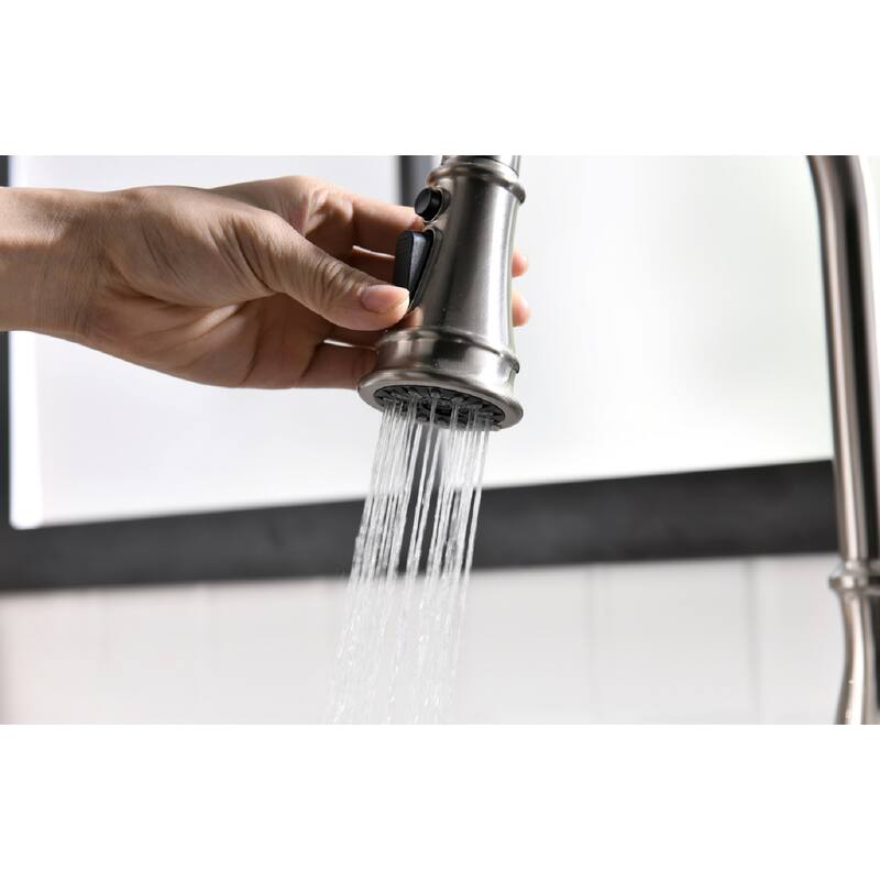 Pull Down Single Handle Kitchen Faucet