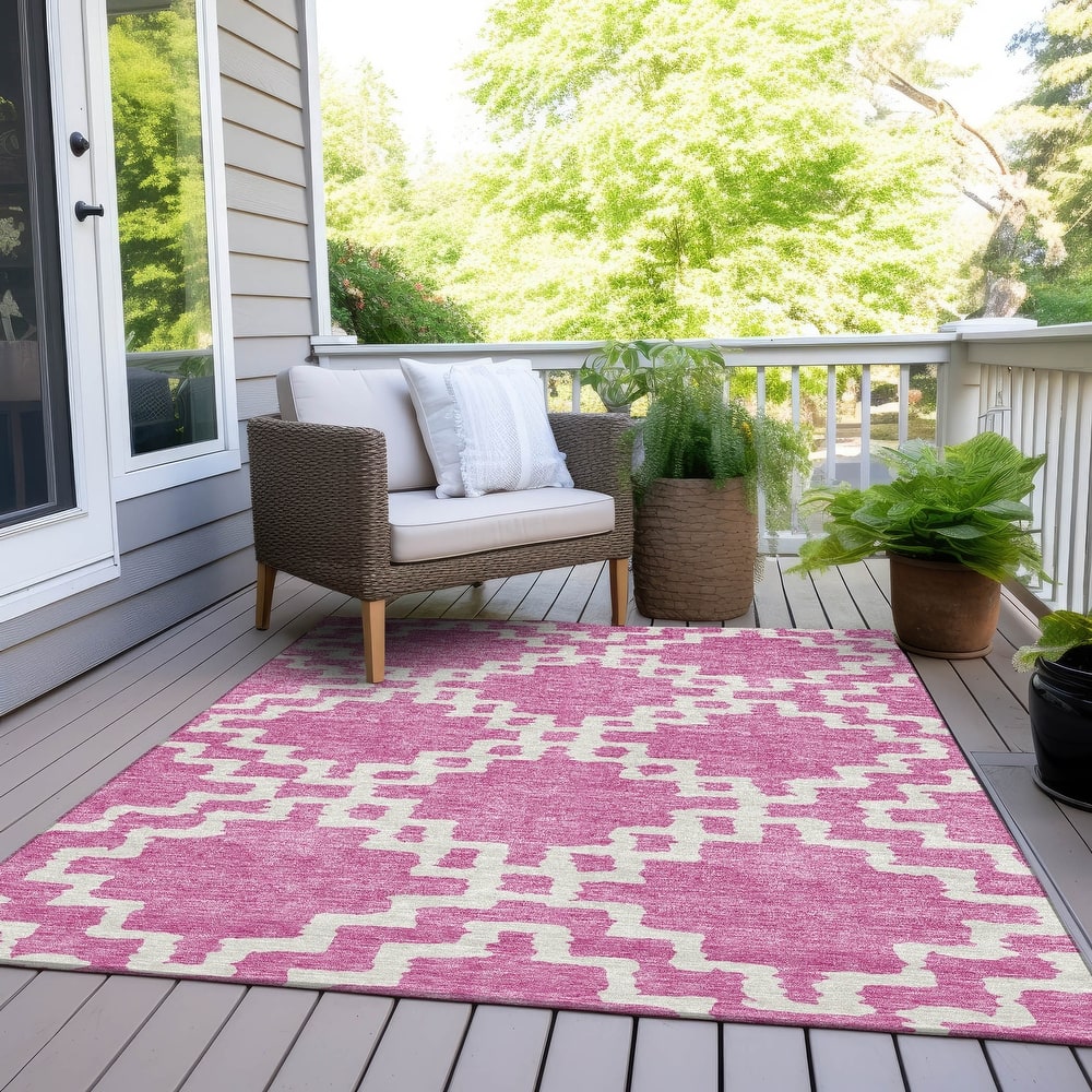 Machine Washable Indoor/ Outdoor Chantille Geo Trellis Rug