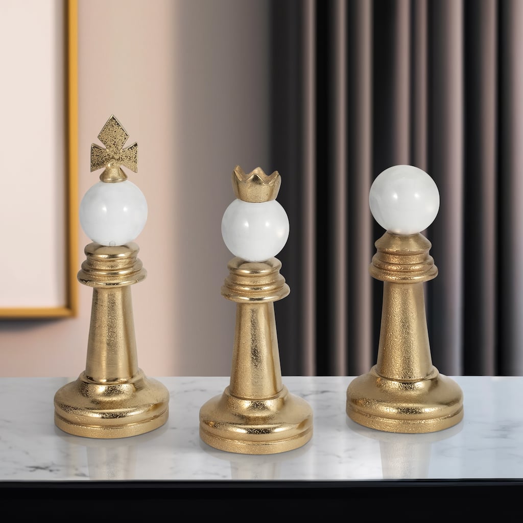 Sagebrook Home 8/9/10" Turin Gold Chess Pieces, Home Furnishings Decorative Accents, Set of 3 - 4" x 4" x 10"