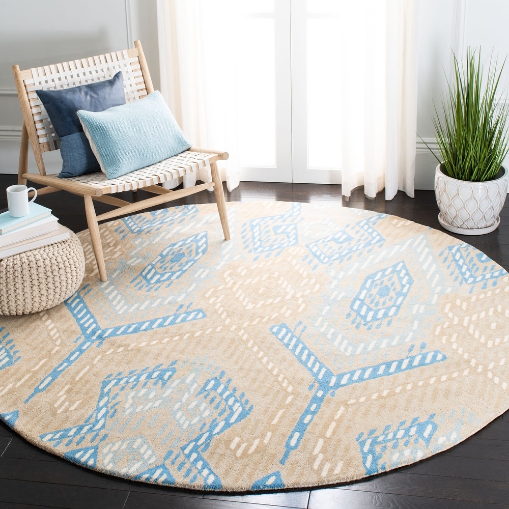 SAFAVIEH Handmade Wyndham Montana Modern Wool Rug