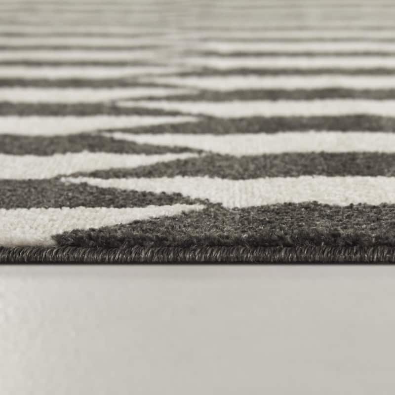Judith Transitional Area Rug