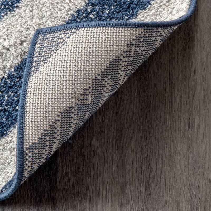Nuloom Zadie Geometric Area Rug