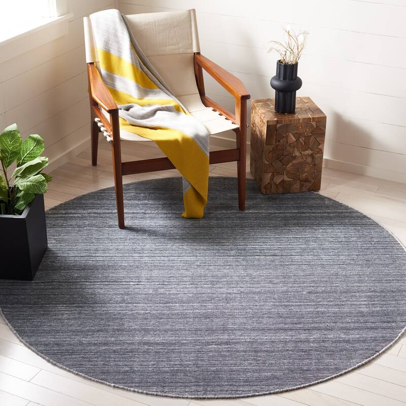 SAFAVIEH Kilim Sherri Rug - 6' Round - Grey/Ivory