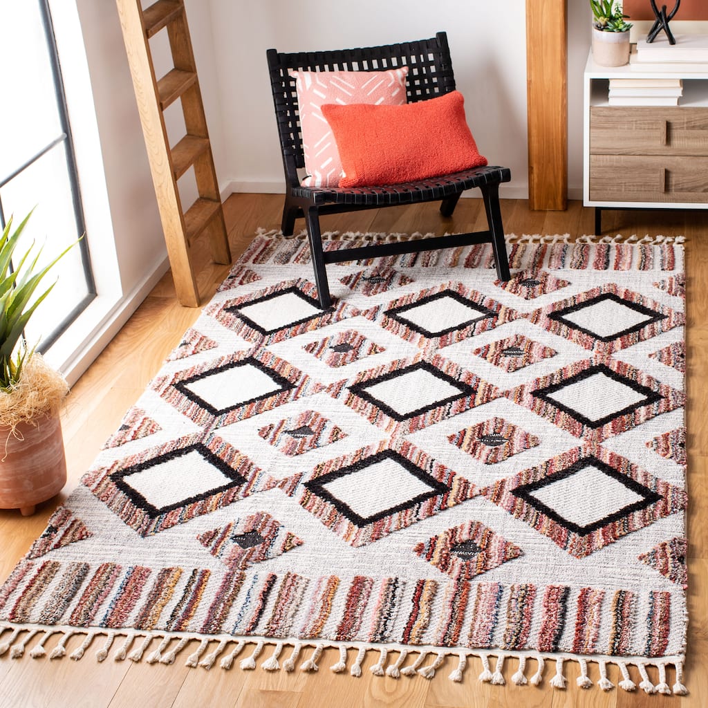 SAFAVIEH Marrakech Moroccan Elenore Boho Braided Tassel Area Rug