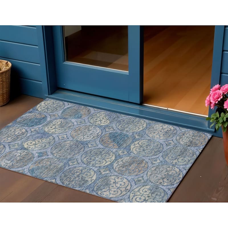 HomeRoots Trellis Transitional Rectangle Outdoor Rug - 3' x 5'