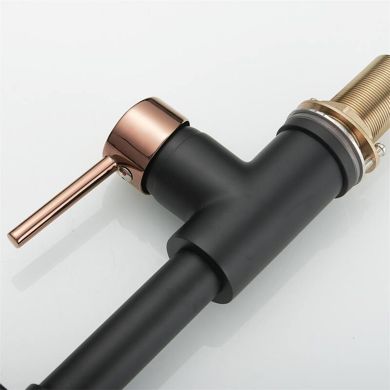 Single Handle Pull Down Kitchen Faucet Modern Commercial Kitchen Sink Faucets with Sprayer Matte Black & Rose Gold