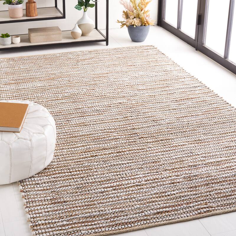 SAFAVIEH Handmade Vintage Leather Sunday Modern & Contemporary Leather - 6' Square - Beige/Ivory - Square/Runner