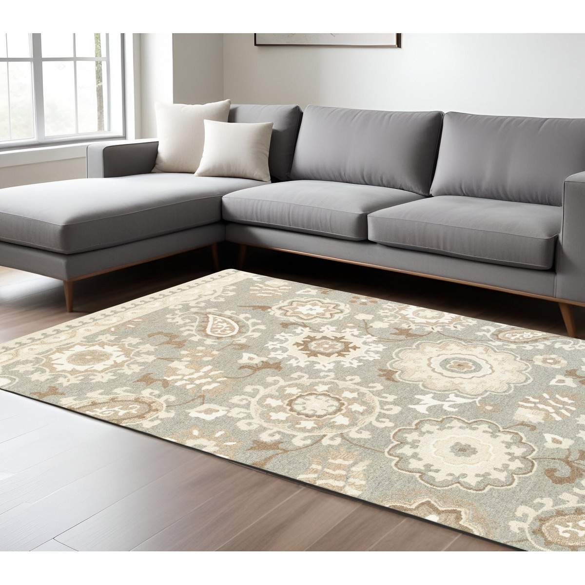 HomeRoots Diwi Floral Scandinavian Rectangle Area Rug