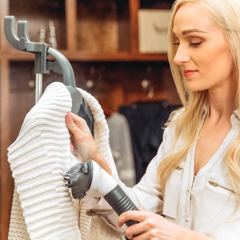 Steamfast SF-520 Full Size Fabric Steamer with Insulated Hose