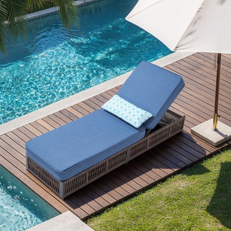 Pocassy Outdoor Lounge Chairs, Pool Lounge Chairs with 5 Adjustable Backrest - 1-Piece Brown Wicker Blue Cushion