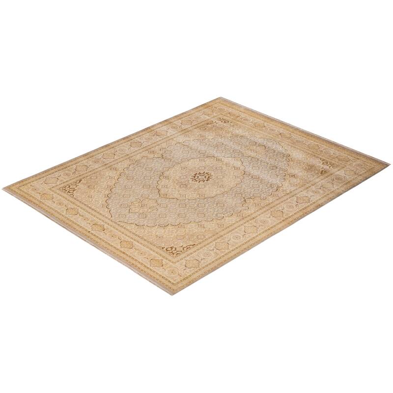 Overton Hand Knotted Wool Vintage Inspired Traditional Mogul Ivory Area Rug - 8 x 10