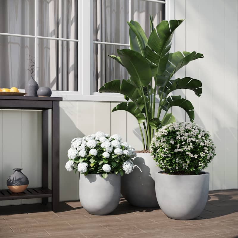 DTY Signature Mount Sherman 1-Piece Fiberstone Planter for Indoor/Outdoor