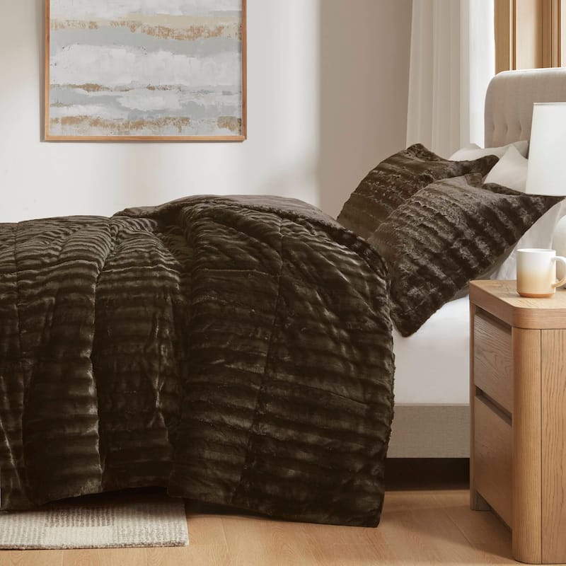 Madison Park York Faux Fur Comforter Mini Set
