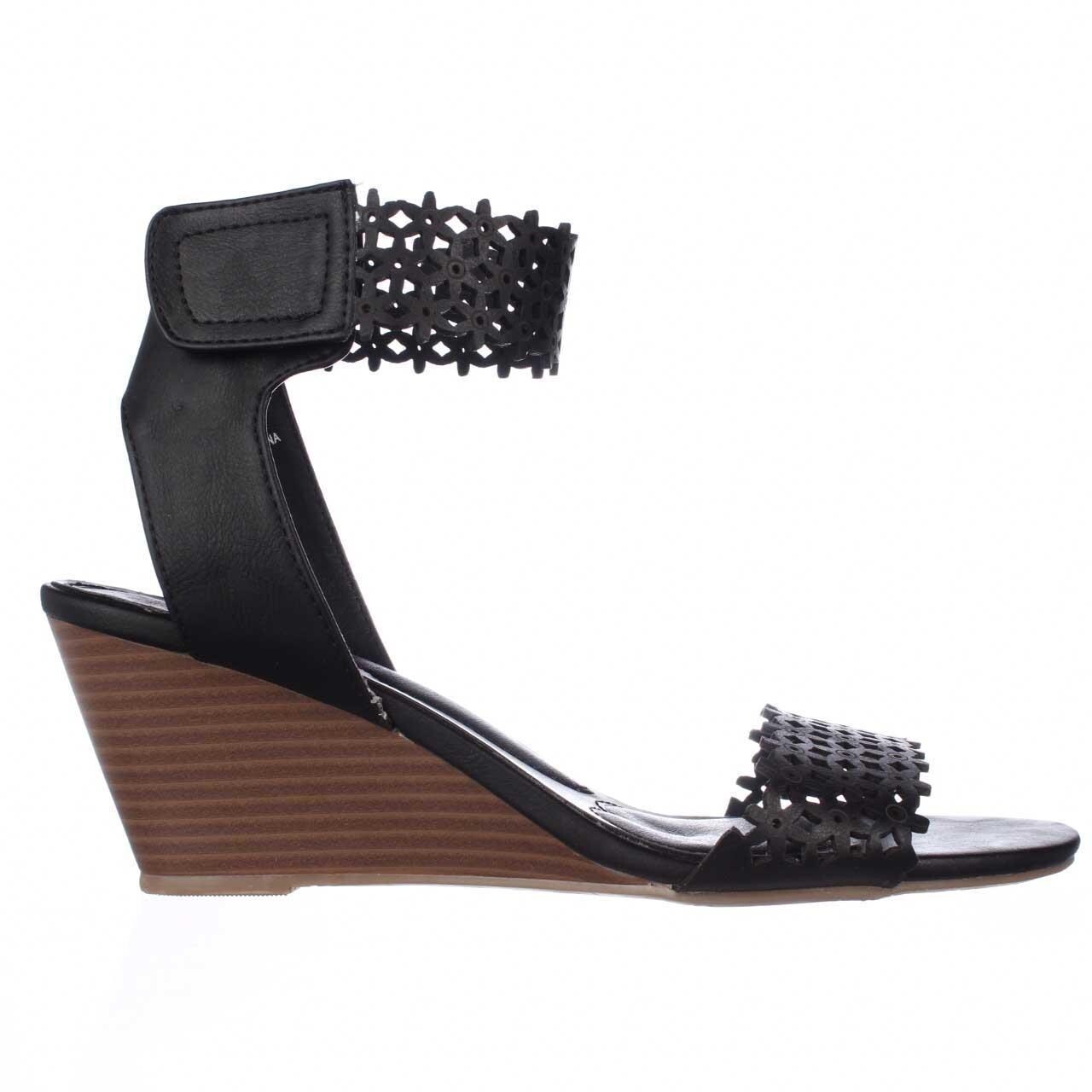 xoxo sadler wedge sandals