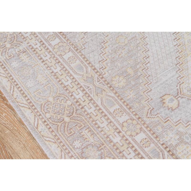 Momeni Isabella Polyester Traditional Geometric Area Rug