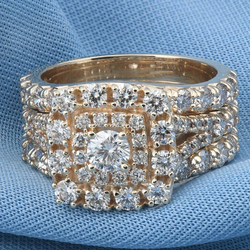 3 1/4 Ct Cushion Double Halo EX3 Lab Grown Engagement Ring Set Yellow Gold