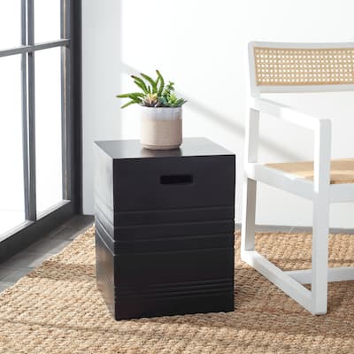 SAFAVIEH Outdoor Deidara Concrete Accent Stool - 14"W x 14"D x 18"H