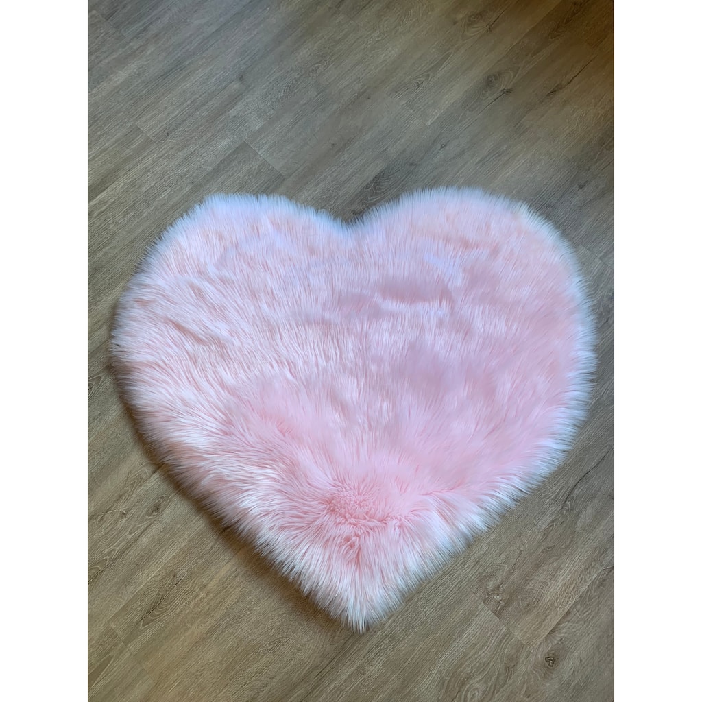 Luxurious Faux Sheepskin Heart Shaped Area Rug