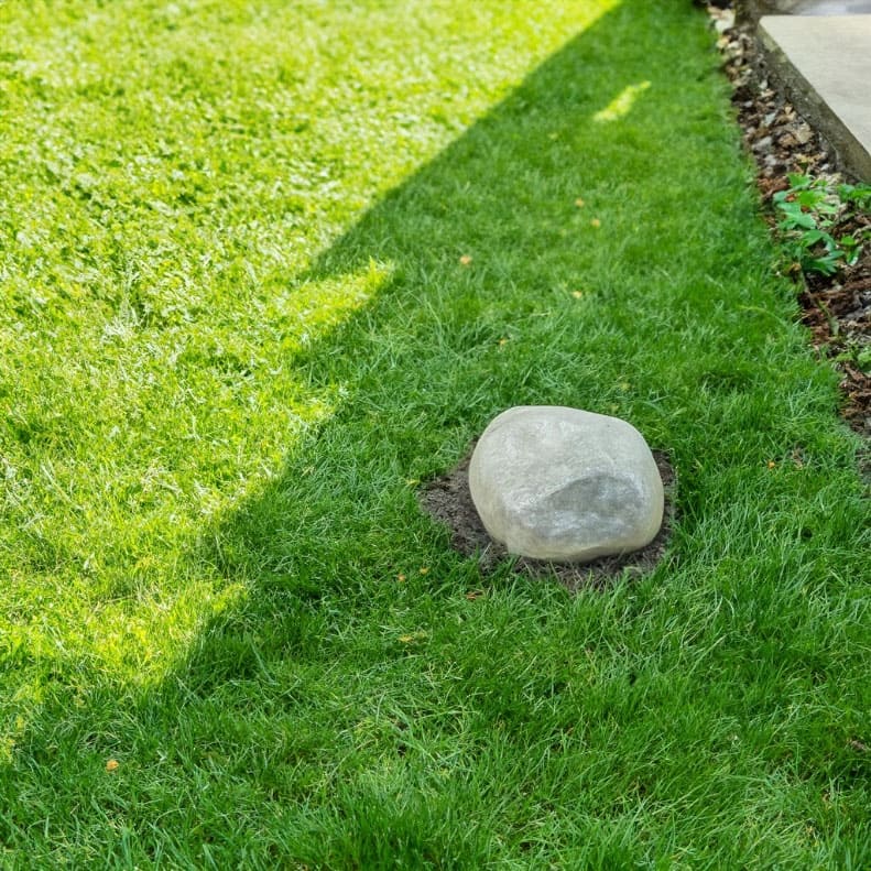 Decorative Outdoor Weather-Resistant Artistic Artificial Faux Stone Rock, Garden Patio Granite Grey Fiberglass Stone
