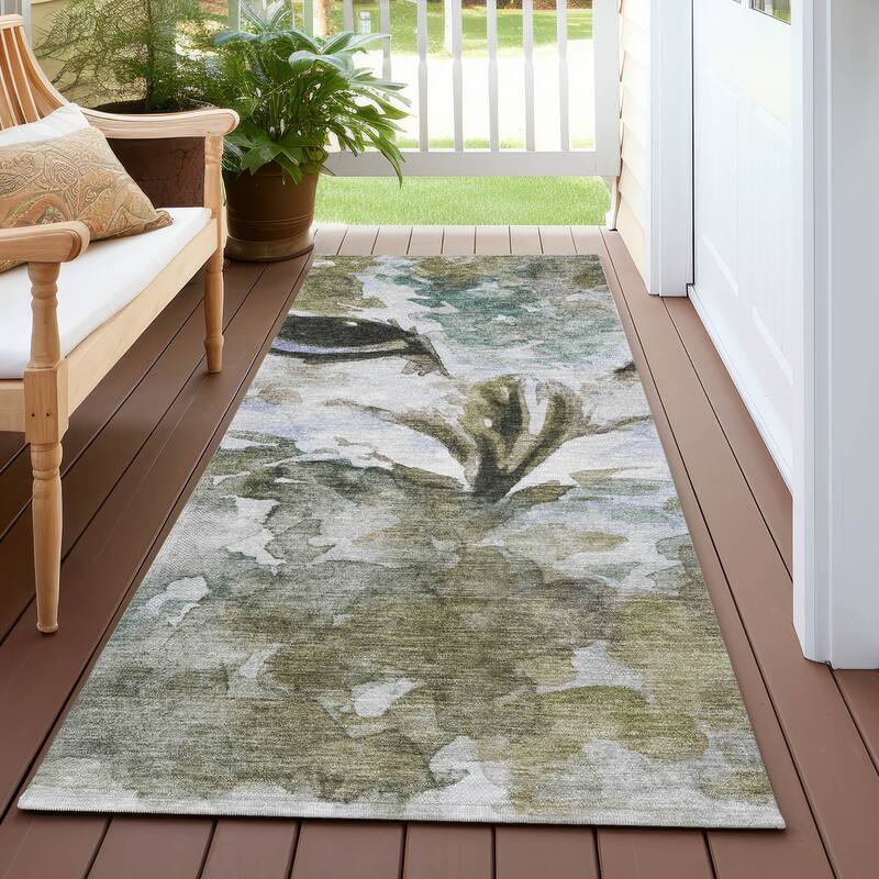 Machine Washable Indoor/ Outdoor Modern Owl Chantille Rug - Taupe - 2'3" x 7'6"
