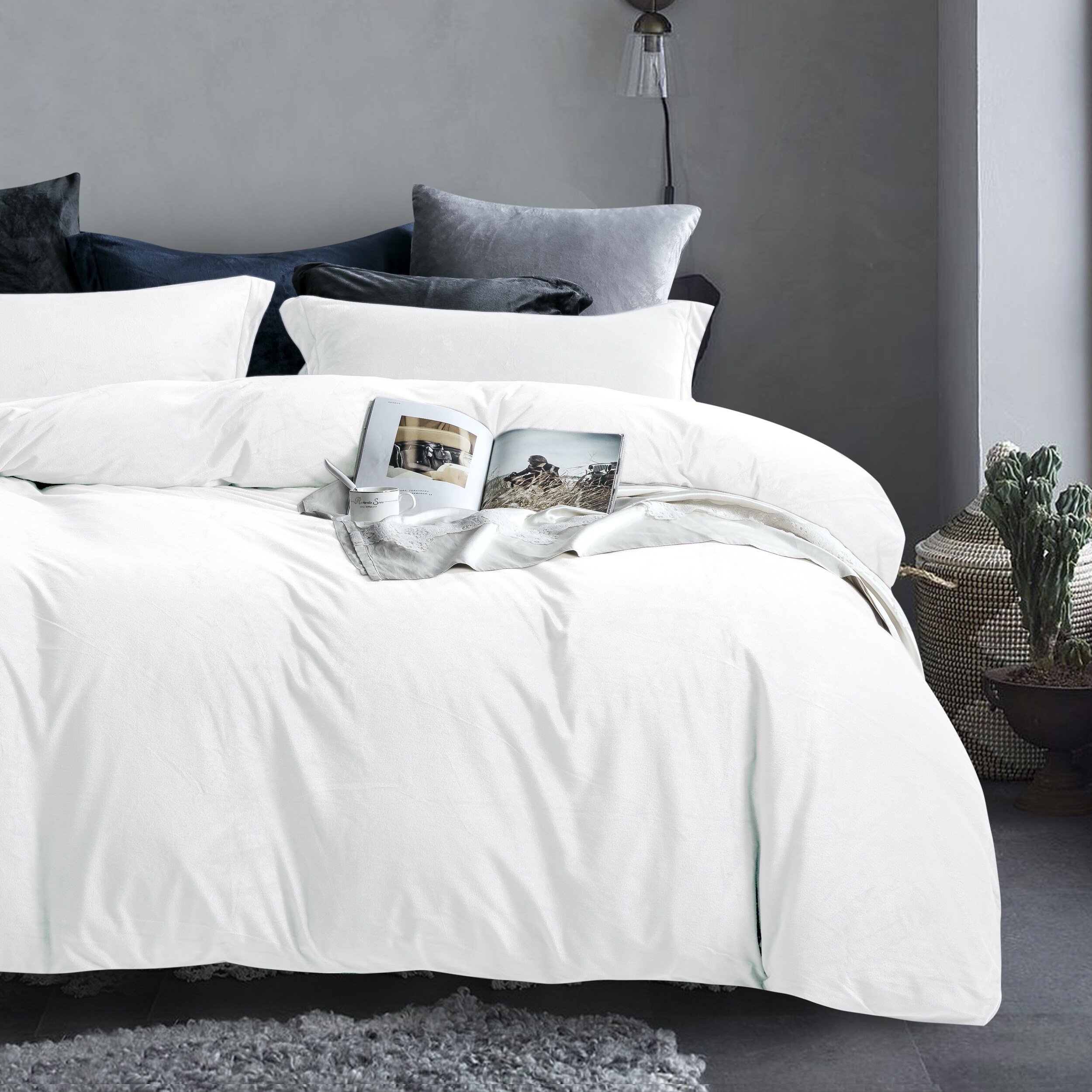 Shop Ntbay 3 Pieces Zippered Velvet Duvet Cover Set Overstock