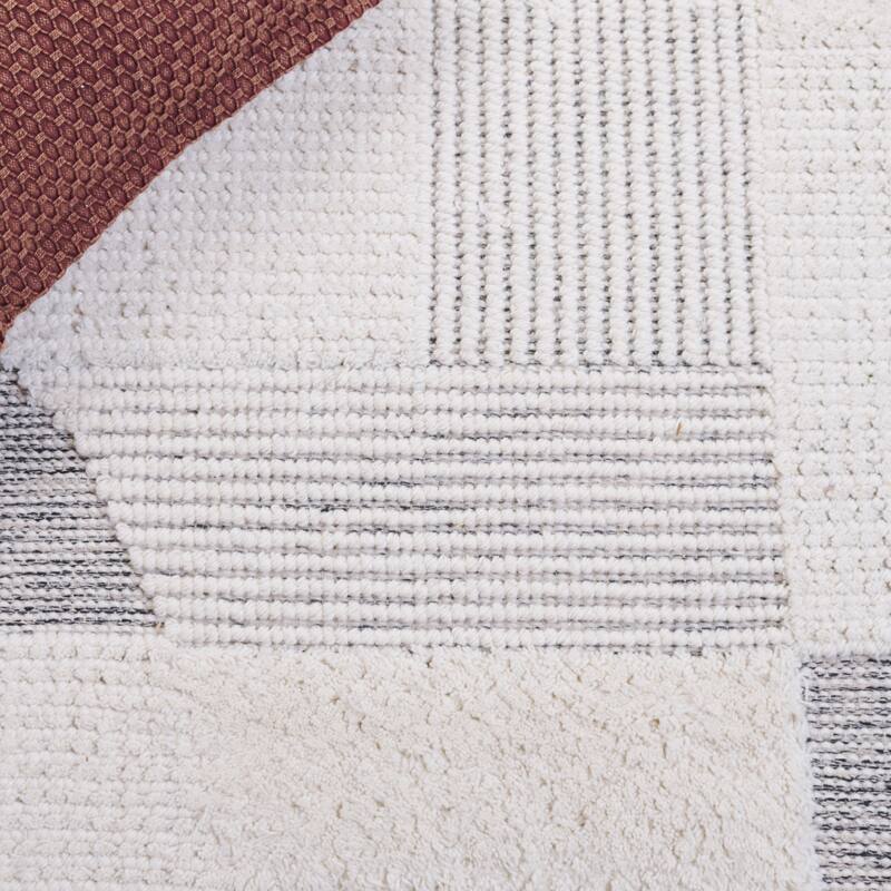 SAFAVIEH Handmade Natura Malakeh Wool Rug