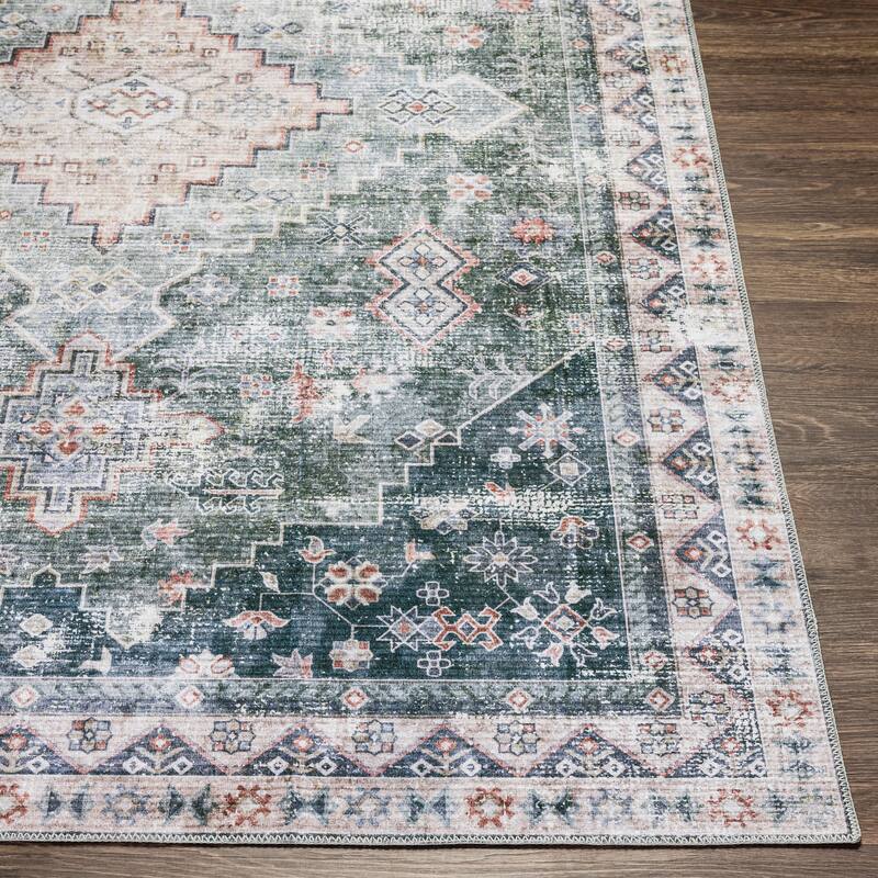 Livabliss Venkata Traditional Medallion Machine Washable Area Rug