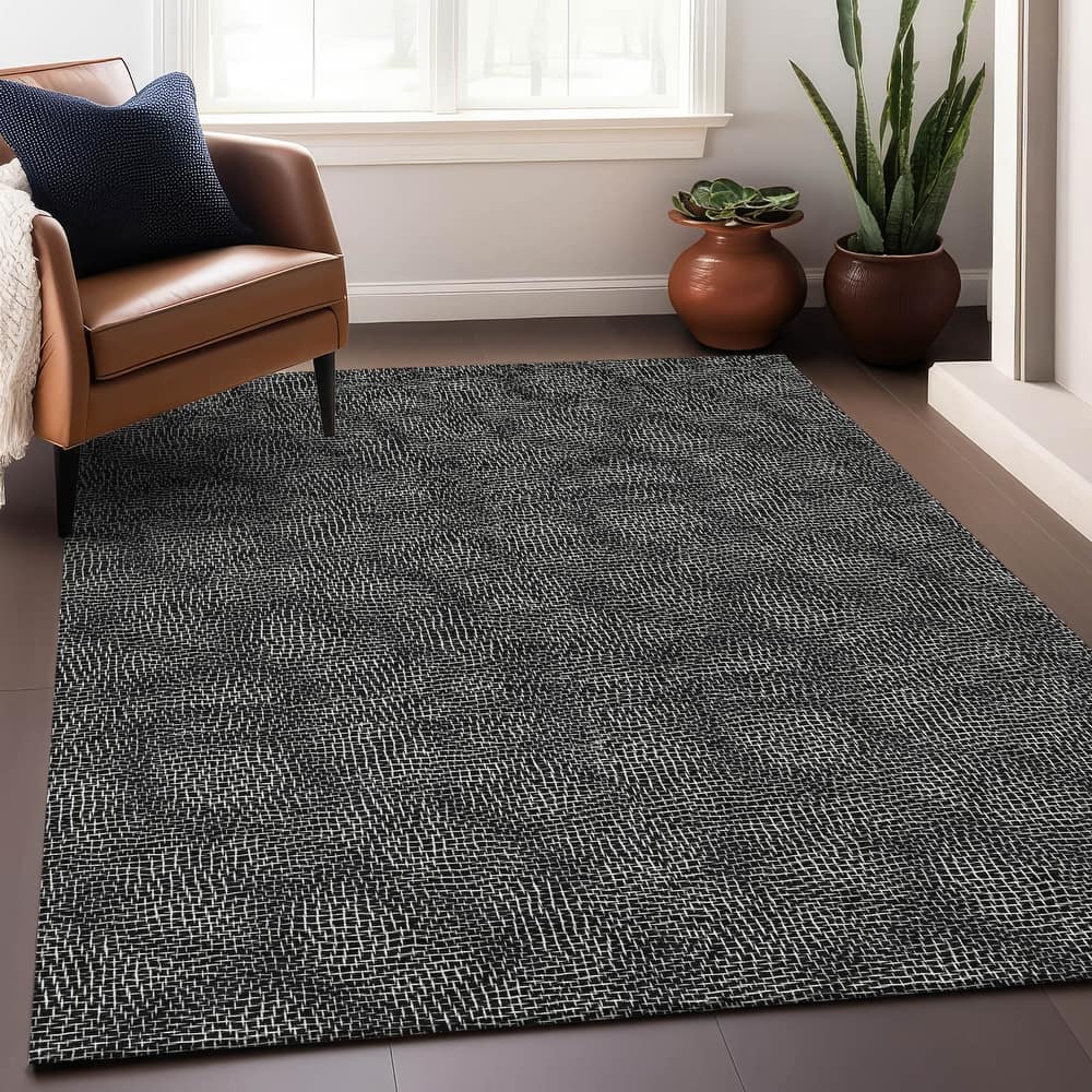 Machine Washable Indoor/ Outdoor Solid Modern Chantille Rug