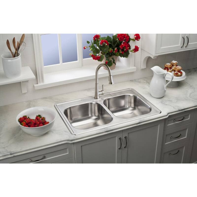 Elkay Everyday 1.5 GPM Single Hole Pull Down Kitchen Faucet - Includes