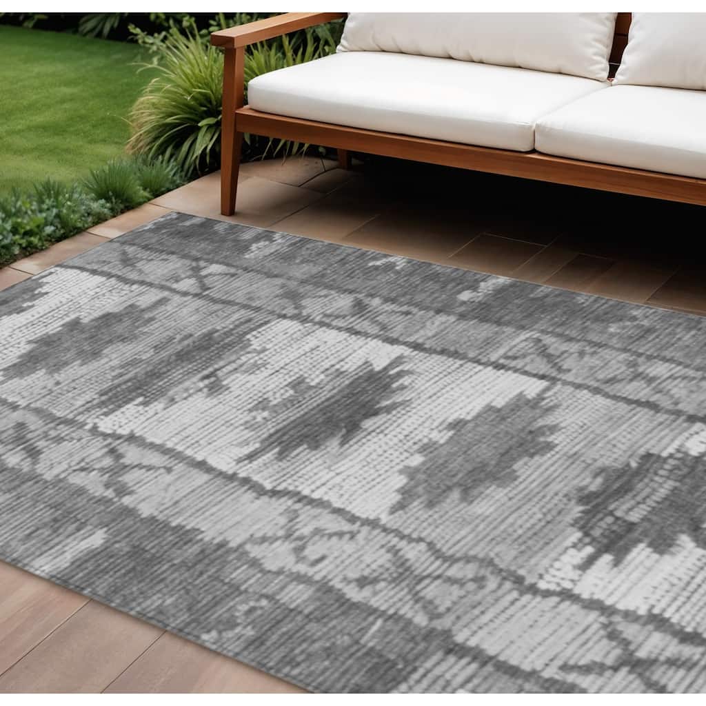 HomeRoots Tribal Transitional Rectangle Outdoor Rug