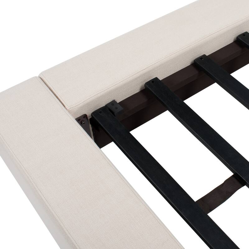 SAFAVIEH Couture Sasharose Upholstered Queen Bed