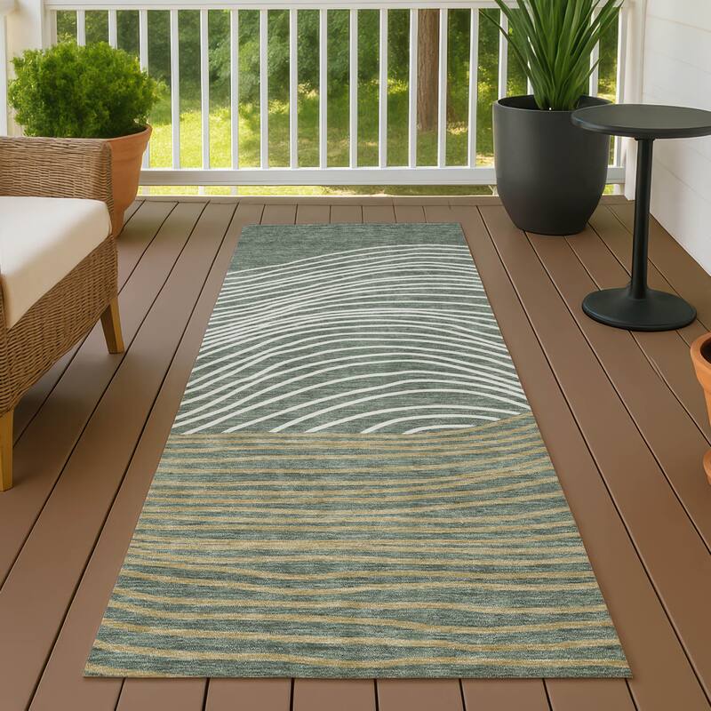 Machine Washable Indoor/ Outdoor Modern Arches Chantille Rug - Basil - 2'3" x 7'6"