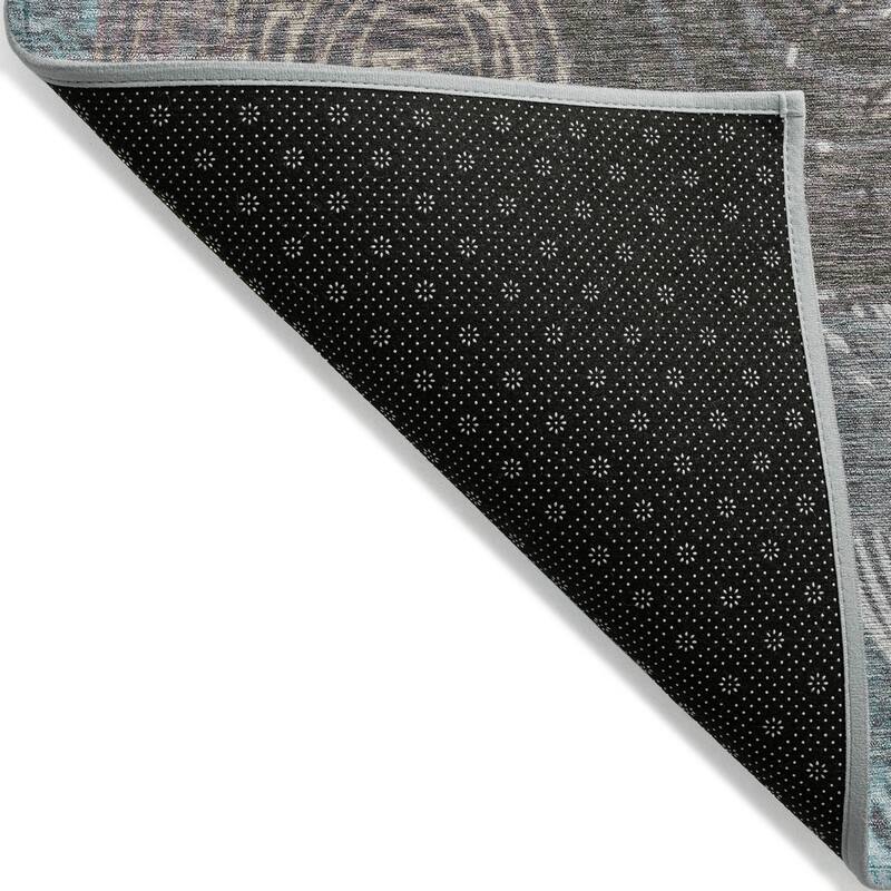 Machine Washable Indoor/ Outdoor Modern Twister Chantille Rug