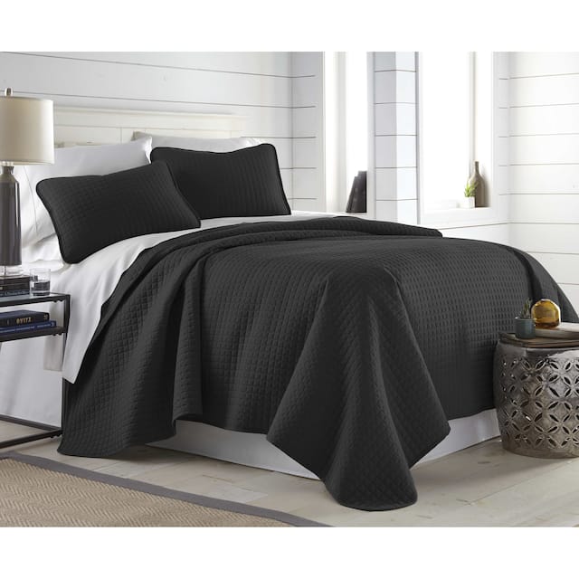 Oversized Solid 3-piece Quilt Set by Southshore Fine Linens - Black - King - Cal King