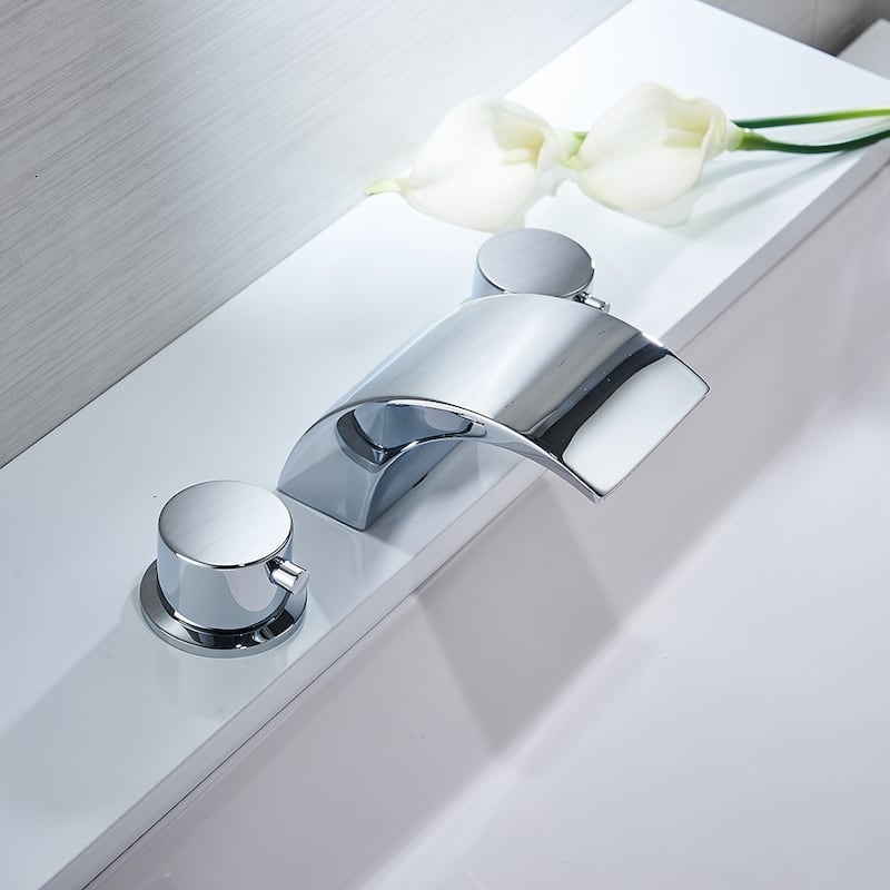 Brushed Chrome 4-in centerset 2-handle Waterfall Bathroom Sink Faucet - 4.65*2.76