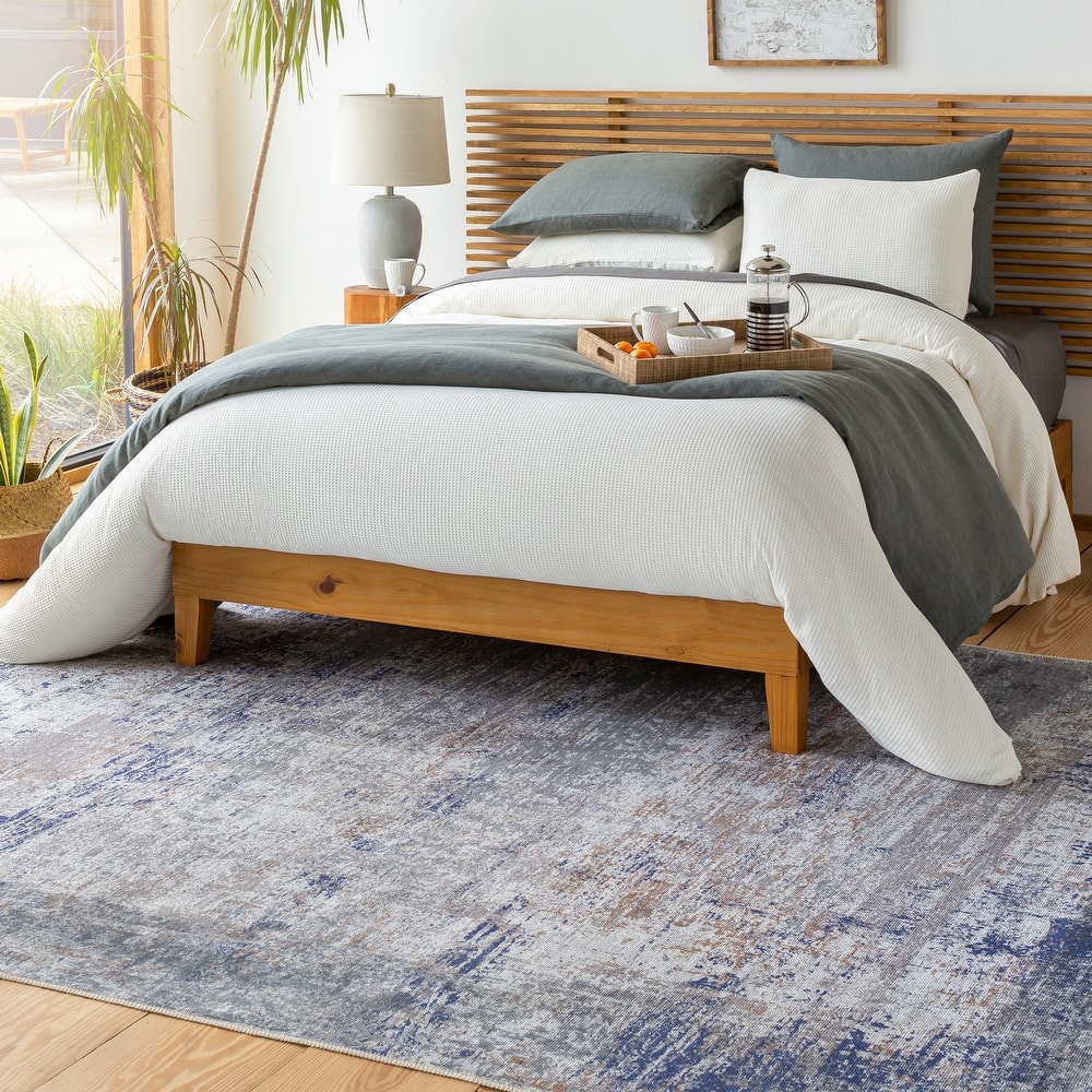 Livabliss Sheena Traditional Abstract Machine Washable Area Rug