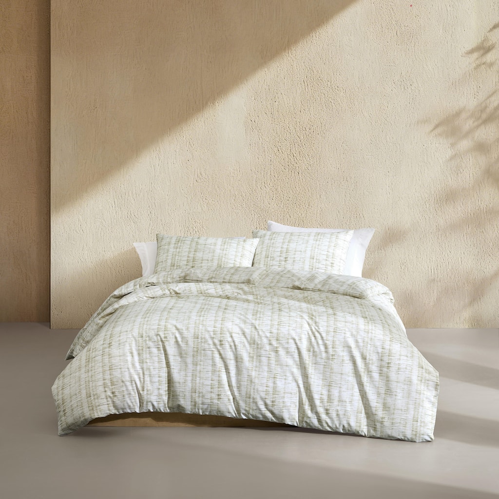 Calvin Klein Weave Texture Green Reversible Comforter Set