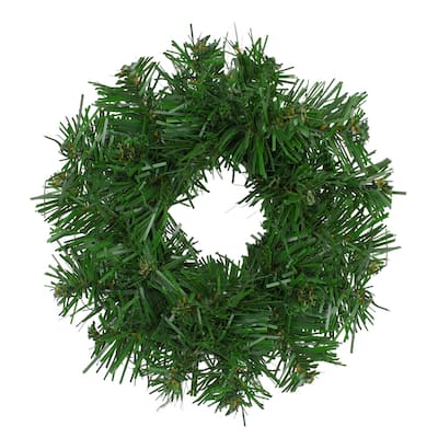 Deluxe Windsor Pine Artificial Christmas Wreath - Unlit