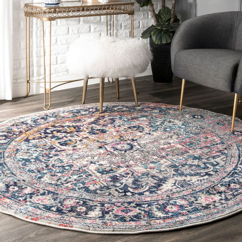 Nuloom Lilah Vintage Medallion Area Rug