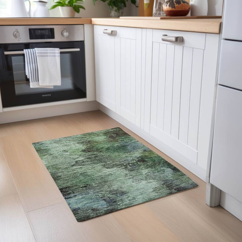 Machine Washable Indoor/ Outdoor Chantille Abstract Watercolor Rug - Green - 1'8" x 2'6"