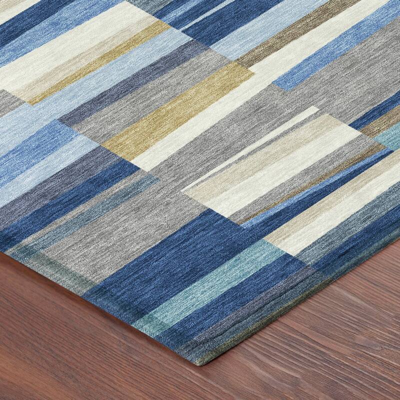 Machine Washable Indoor/ Outdoor Modern Antonito Chantille Rug
