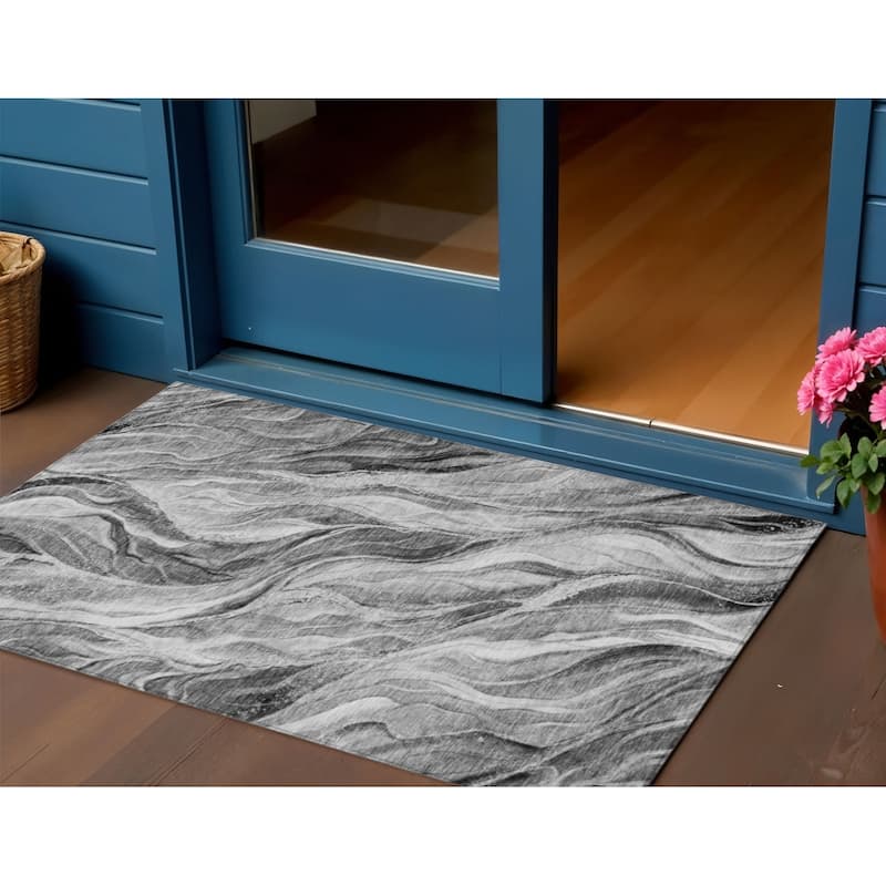 HomeRoots Abstract Transitional Rectangle Outdoor Rug - 3' x 5'