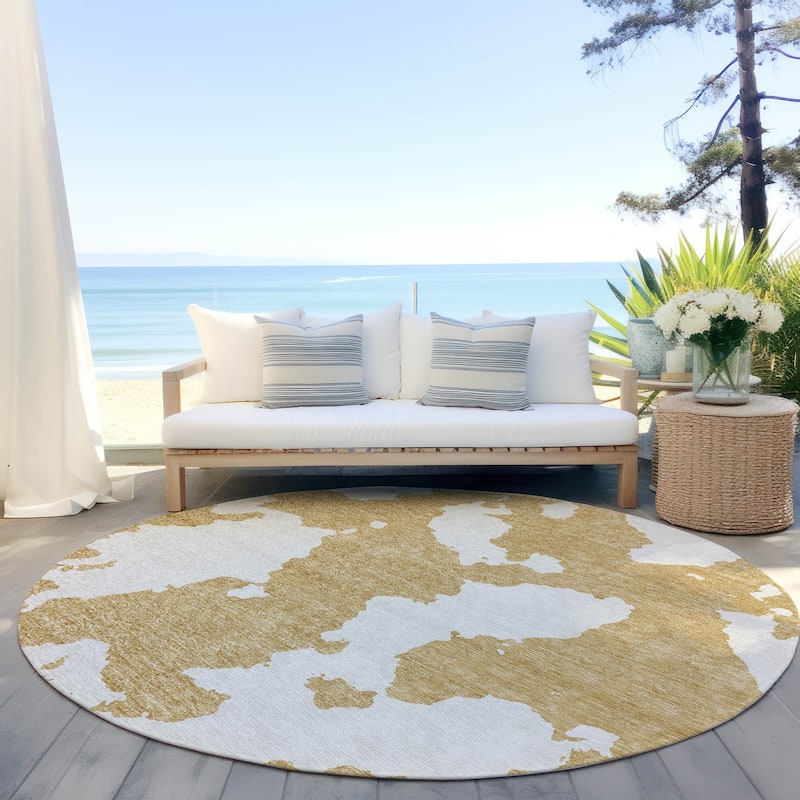 Machine Washable Indoor/ Outdoor Contemporary Abstract Chantille Rug - Gold - 8' x 8'